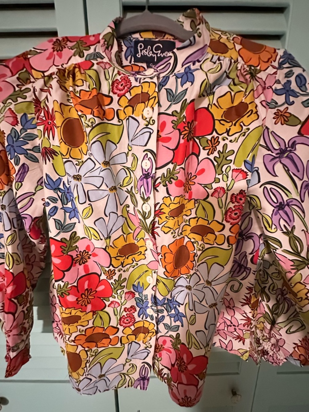 Lesley Evers Multicolor Floral Button-Front Blouse - Picture 4 of 7